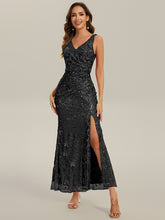 Load image into Gallery viewer, Color=Black | Wholesale Strapless Deep V-Neck Fishtail Maxi Dress with High Stretch Evening Dresses-Black 4