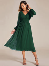 Load image into Gallery viewer, Knee Length Long Sleeves Chiffon Wholesale Wedding Guest Dresses#Color_Dark Green