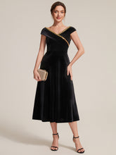 Load image into Gallery viewer, Black | Commercial Wholesale Plus Size Sleeveless Velvet V-Neck Sequin A-Line Wedding Guest Dresses-Black