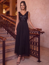 Load image into Gallery viewer, Black | Factory Design Plus Size Sleeveless Tulle V-Neck A-Line Sequin Lace Wedding Guest Dresses-Black