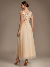 Load image into Gallery viewer, Gold | Factory Design Plus Size Sleeveless Tulle V-Neck A-Line Sequin Lace Wedding Guest Dresses-Gold