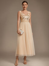 Load image into Gallery viewer, Gold | Factory Design Plus Size Sleeveless Tulle V-Neck A-Line Sequin Lace Wedding Guest Dresses-Gold