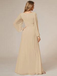 Round Neck Wholesale Bridesmaid Dresses with Long Lantern Sleeves