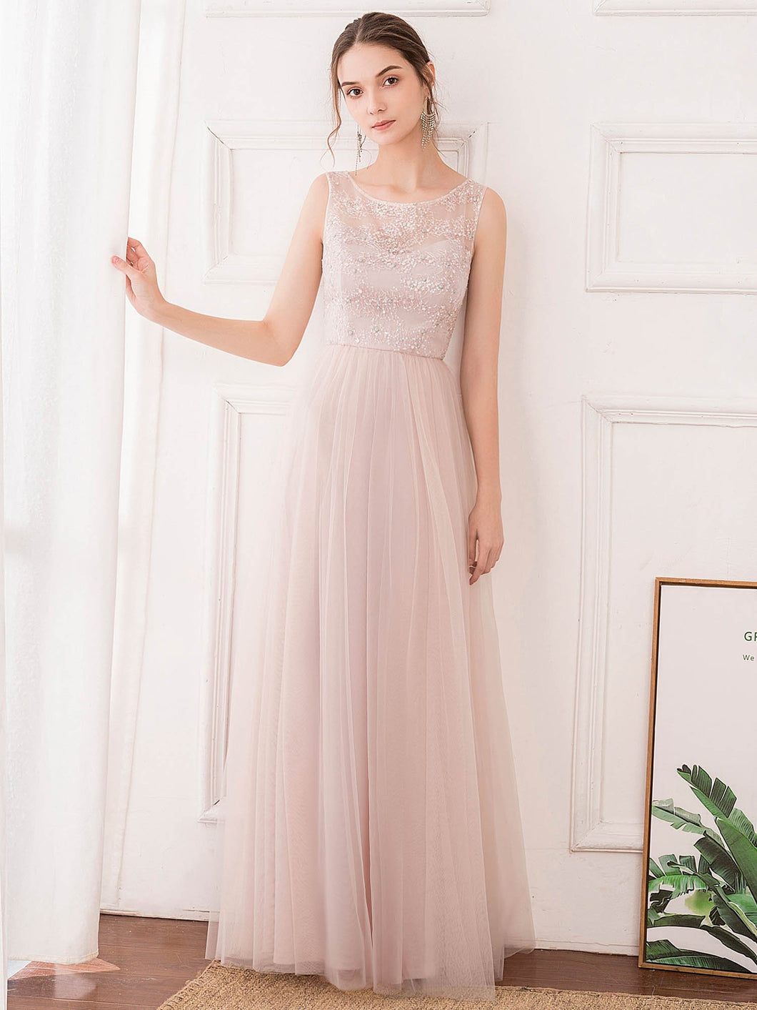 Efashiongirl Ever-Pretty Romantic A-Line O-Neck Embroidery Tulle Bridesmaid Dress EP00740